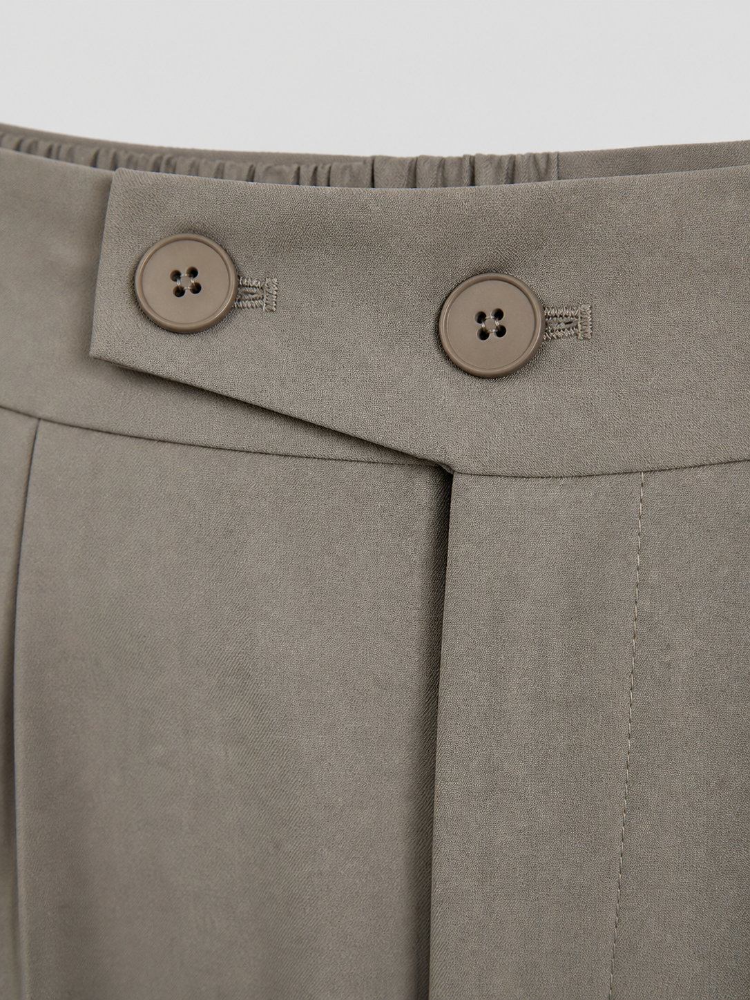 Mocha Wide-Leg Pleated Pants with Button Waistband
