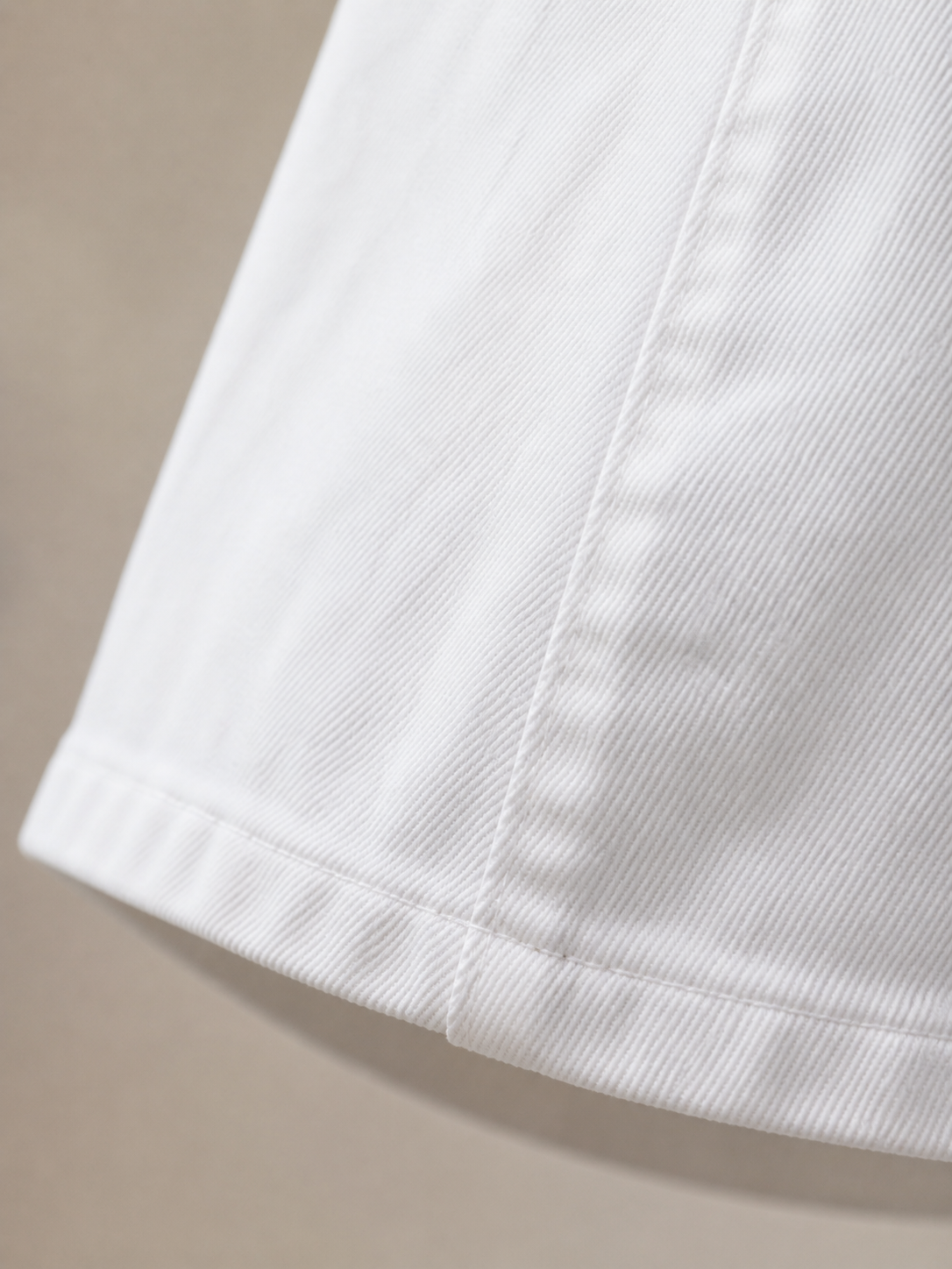 White High-Waist Flare Jeans